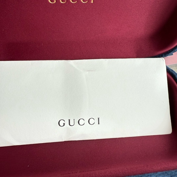 Gucci Luxury Stylish Cat Eye Sunglasses Authentic full inclusion - Picture 7 of 9